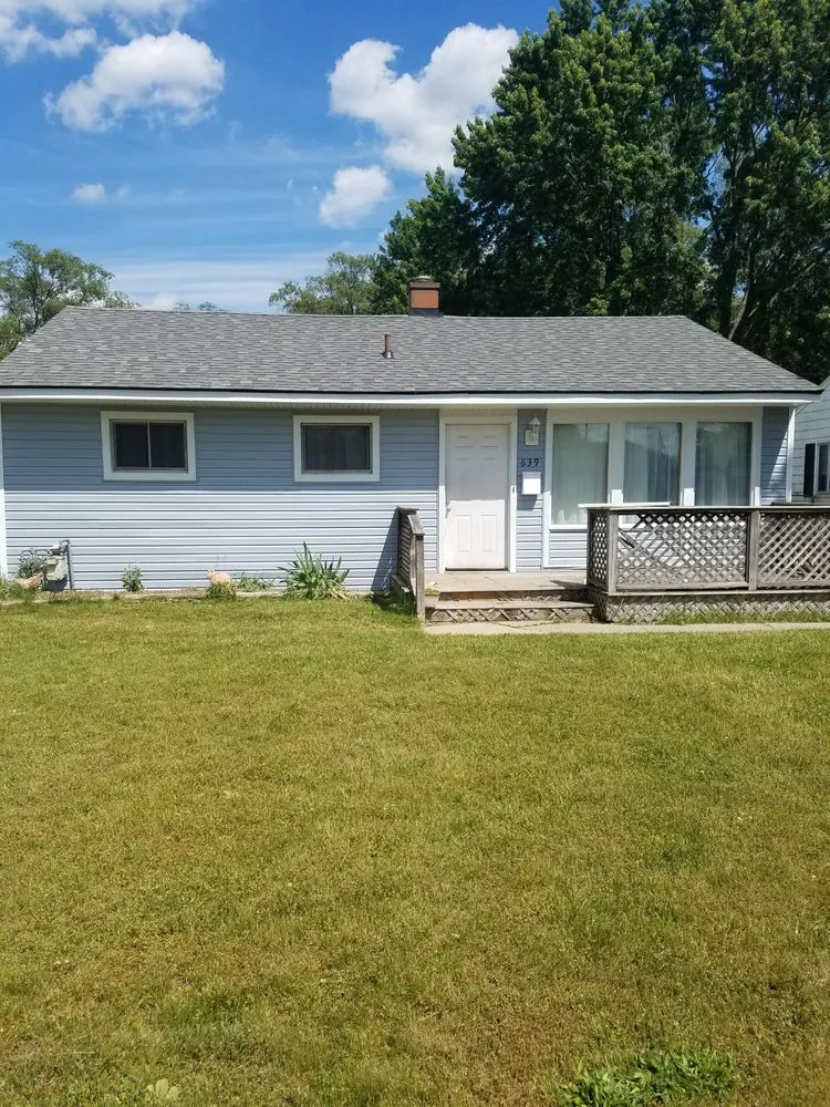 Slide of Guardian Roofing