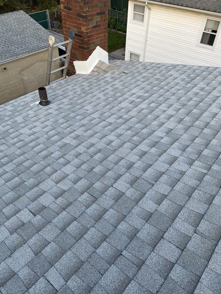 Slide of Guasco's Roofing