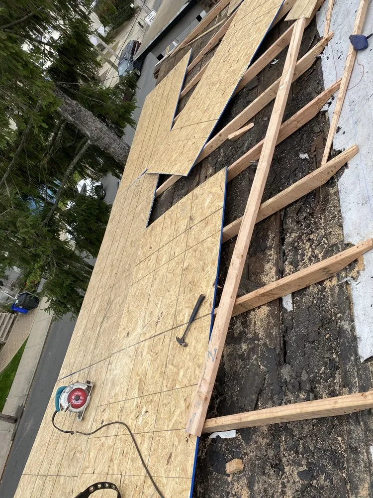 Slide of Guasco's Roofing