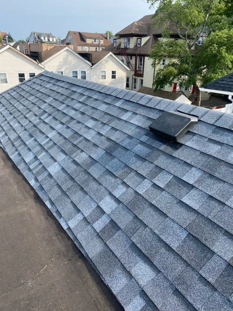 Slide of Guasco's Roofing