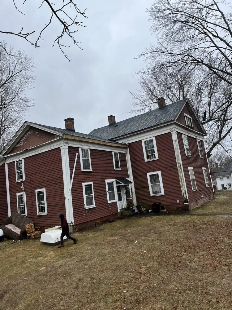 Slide of Guasco's Roofing