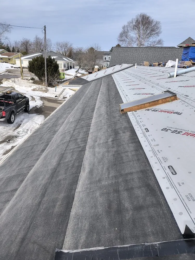Slide of GuateMex Roofing