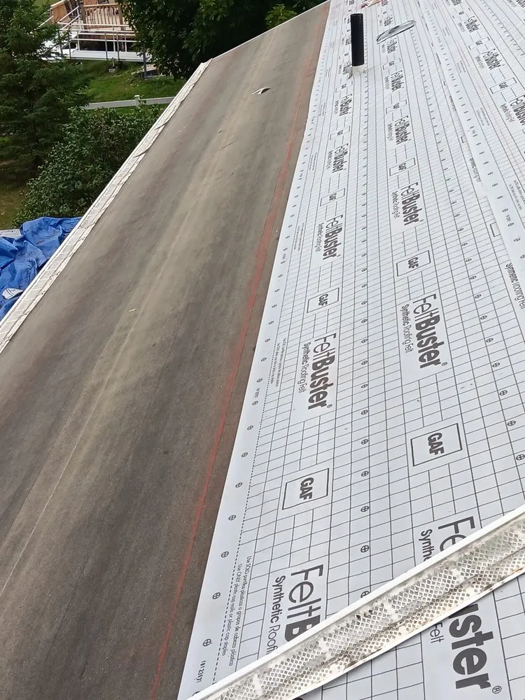 Slide of GuateMex Roofing