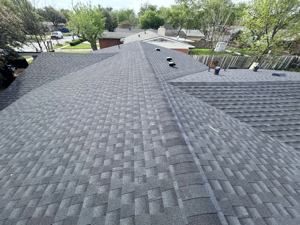 Slide of Guel Roofing