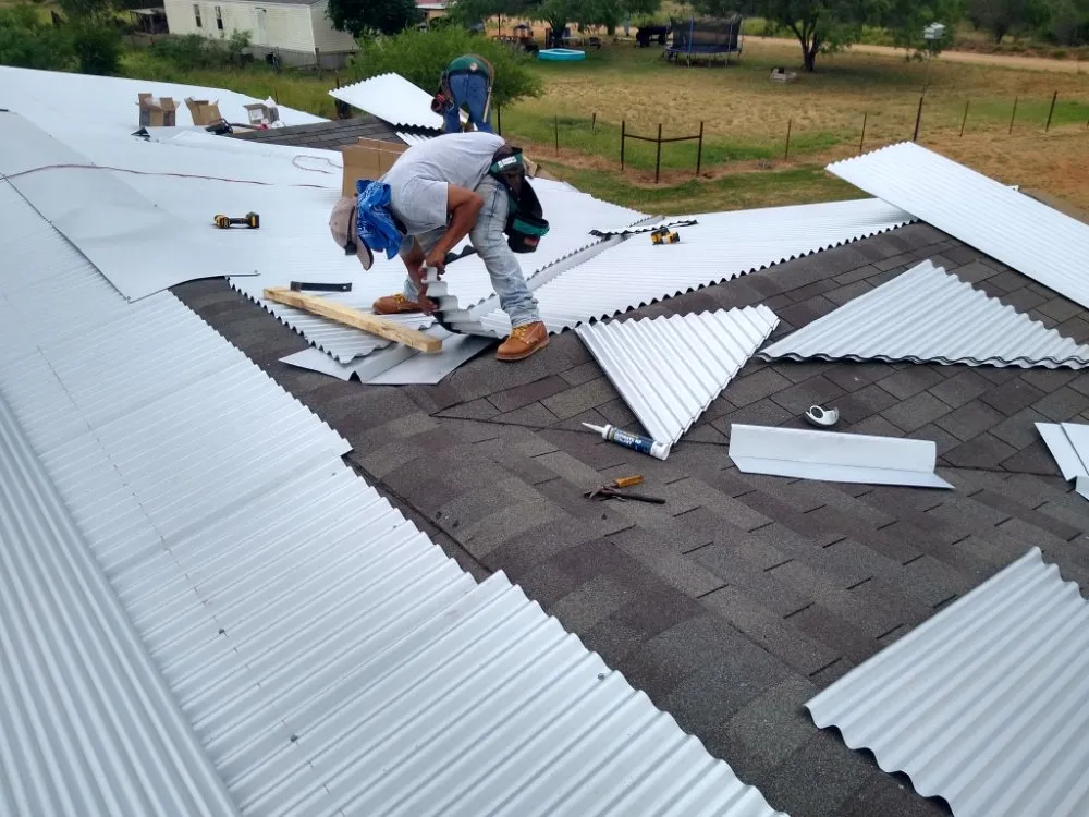 Slide of Guerra Roofing & Construction