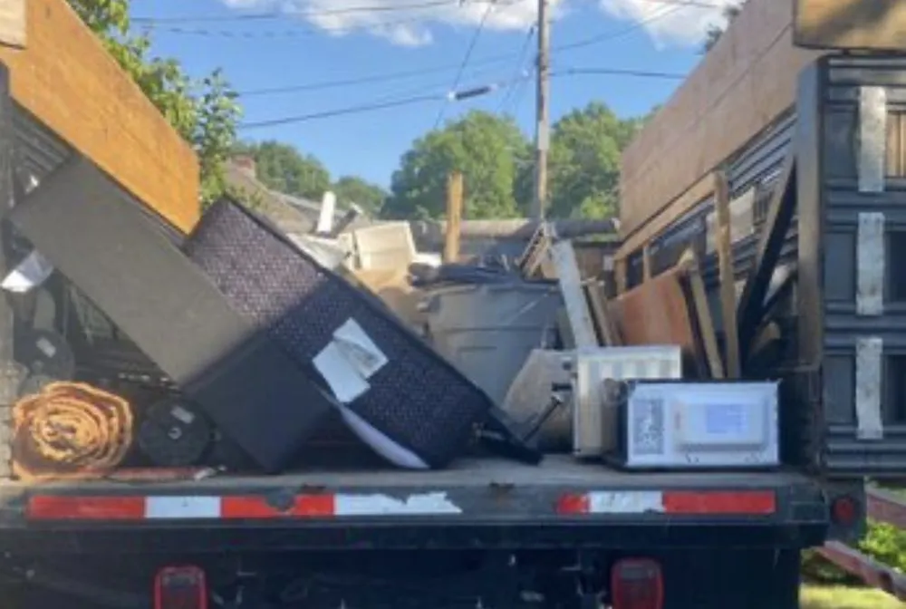 Slide of Guerrero Junk Removal