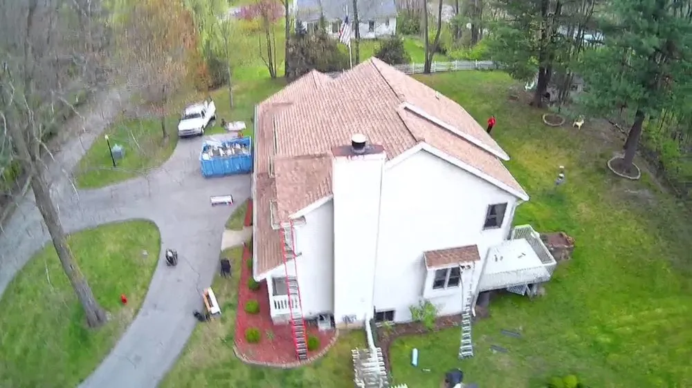 Slide of Guerrero Roofing