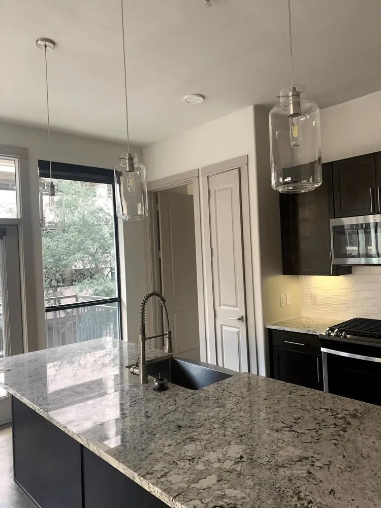 Slide of Guillen Service