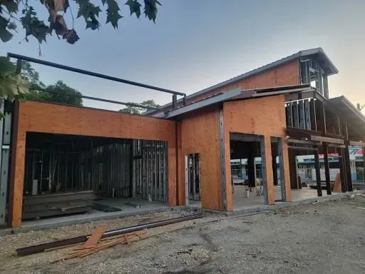 Slide of Guillen Service