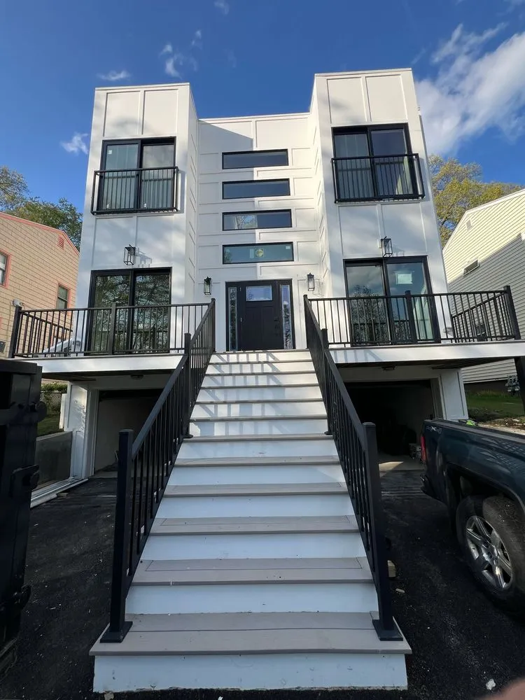 Slide of Guimauto Construction