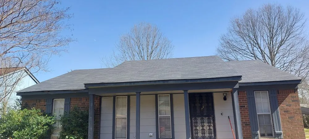 Slide of Guisan Roofing