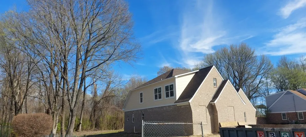 Slide of Guisan Roofing