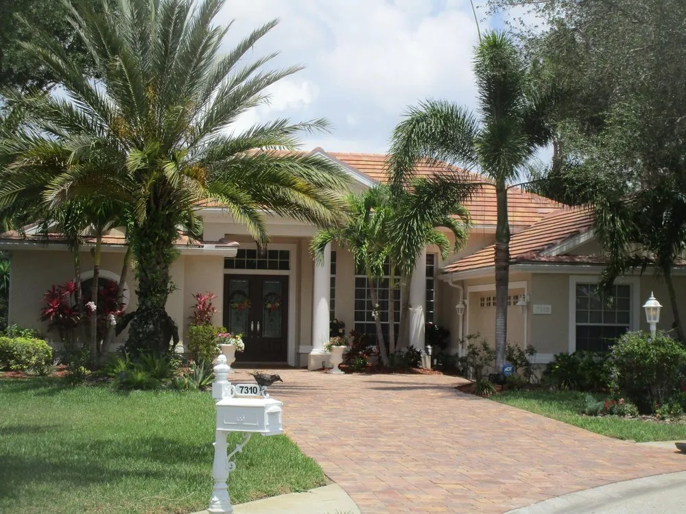 Slide of Gulf Coast Roofing