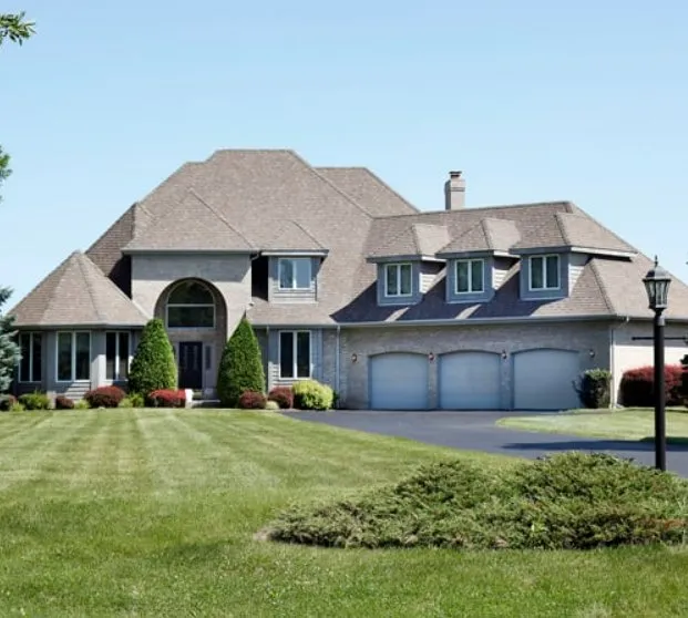 Slide of Gulliver Roofing