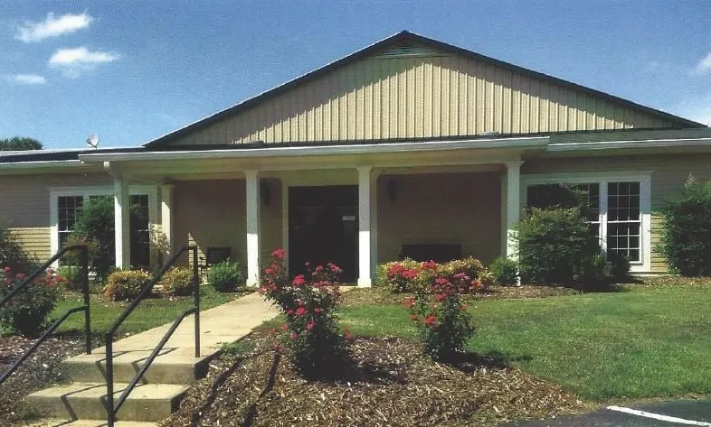 Slide of Gulliver Roofing