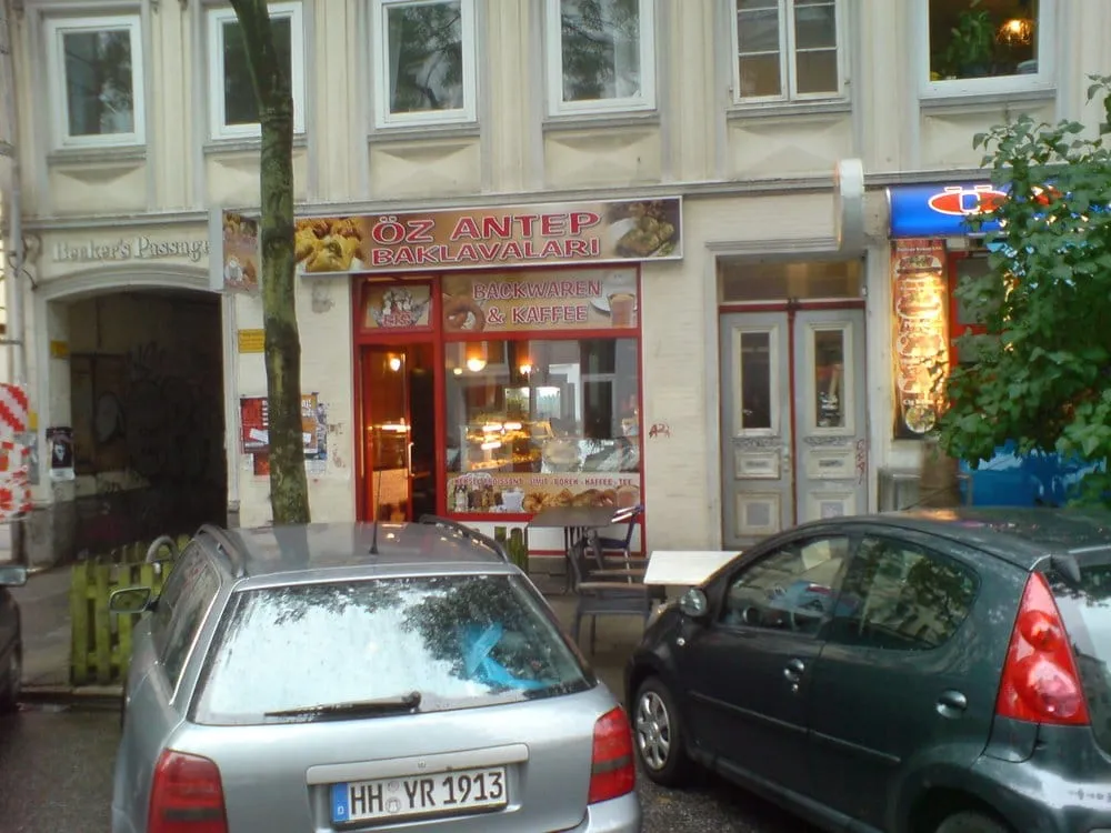 Slide of Gunner Roofing