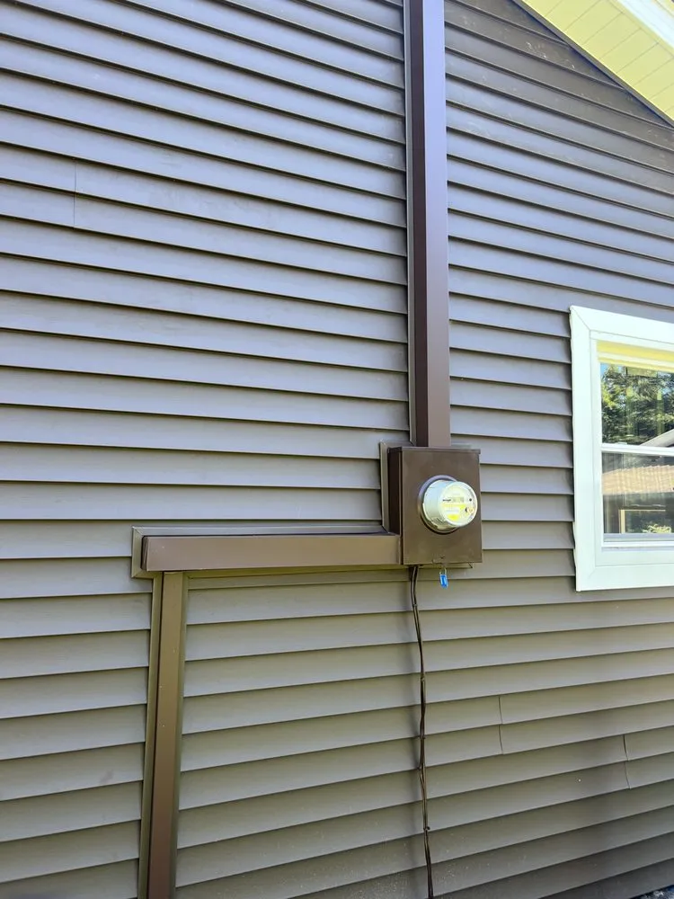 Slide of Guns N Hoses Roofing & Siding