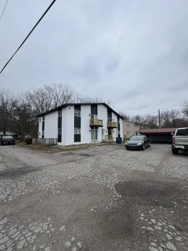 Slide of Guns N Hoses Roofing & Siding