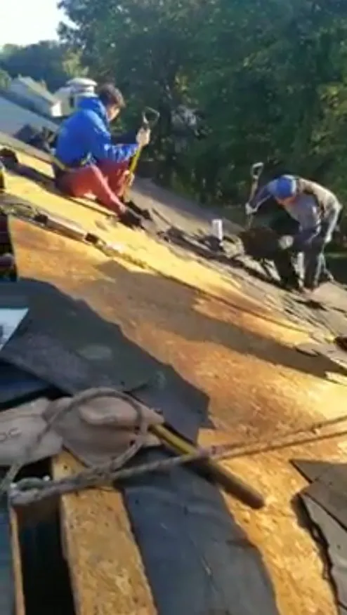 Slide of Guru Construction