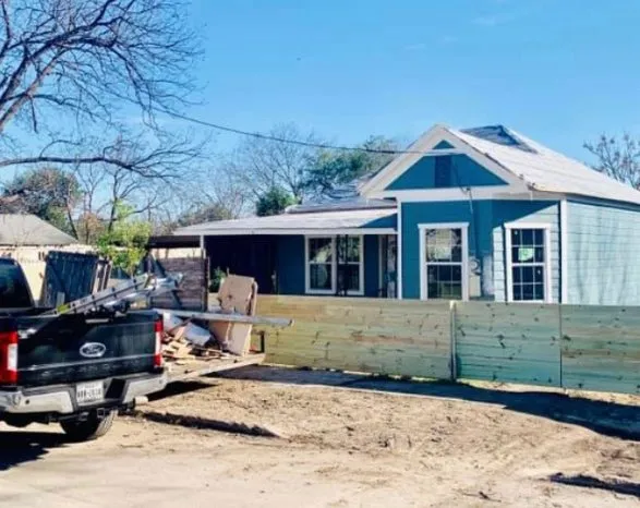 Slide of Gurus Roofing and Renovations