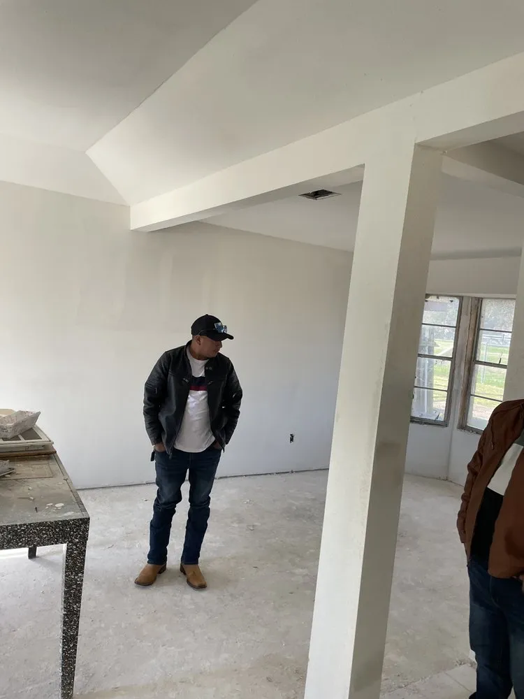 Slide of Gus Hurst Construction