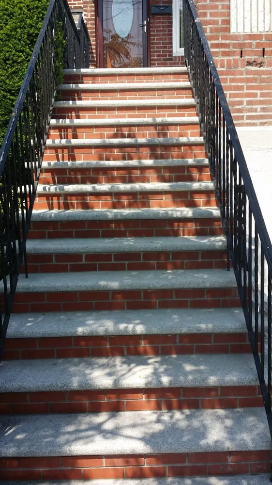 Slide of Gushi Construction