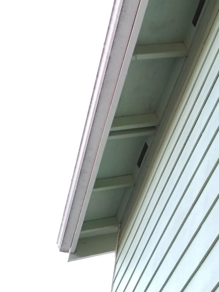 Emergency roof repair in Brooks, OR - Gustavo's Pressure Washing