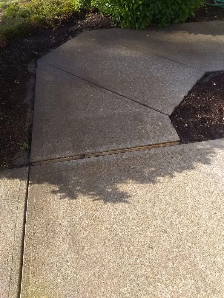 Top-rated residential roofing service for residential properties across Brooks, OR - Gustavo's Pressure Washing