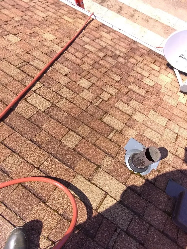 Emergency storm damage roof repair same-day service across Brooks, OR - Gustavo's Pressure Washing