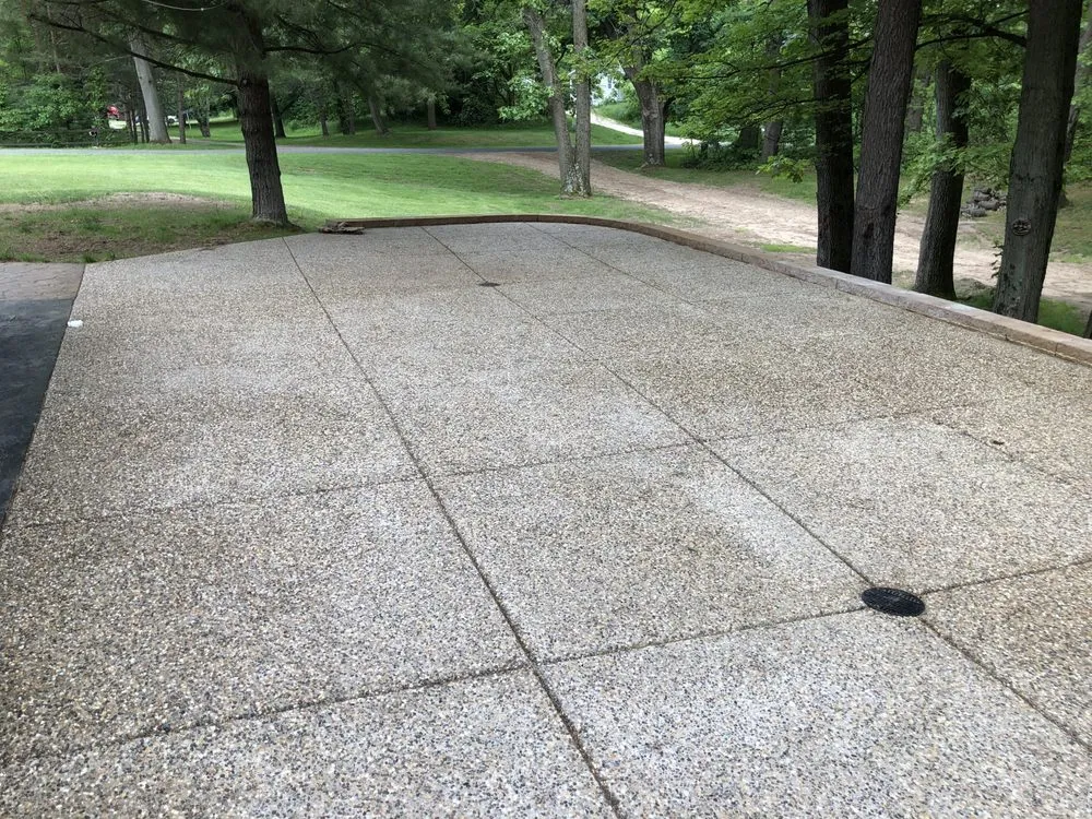 Slide of Gustum Enterprises