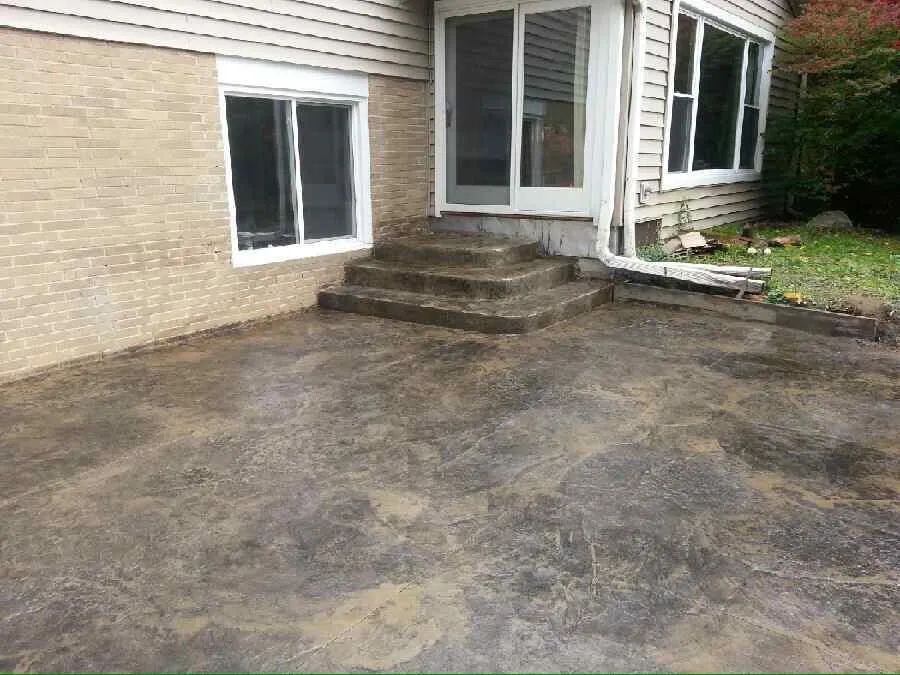 Slide of Gustum Enterprises