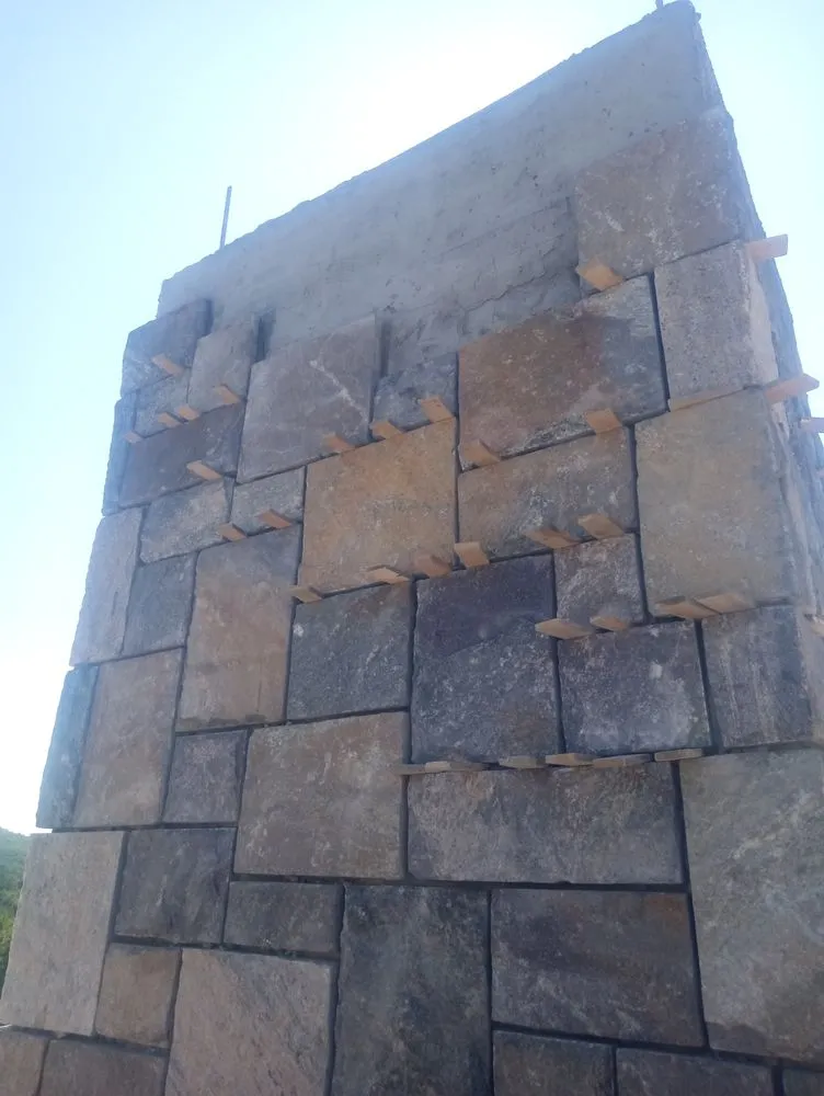 Slide of Gutama G Construction