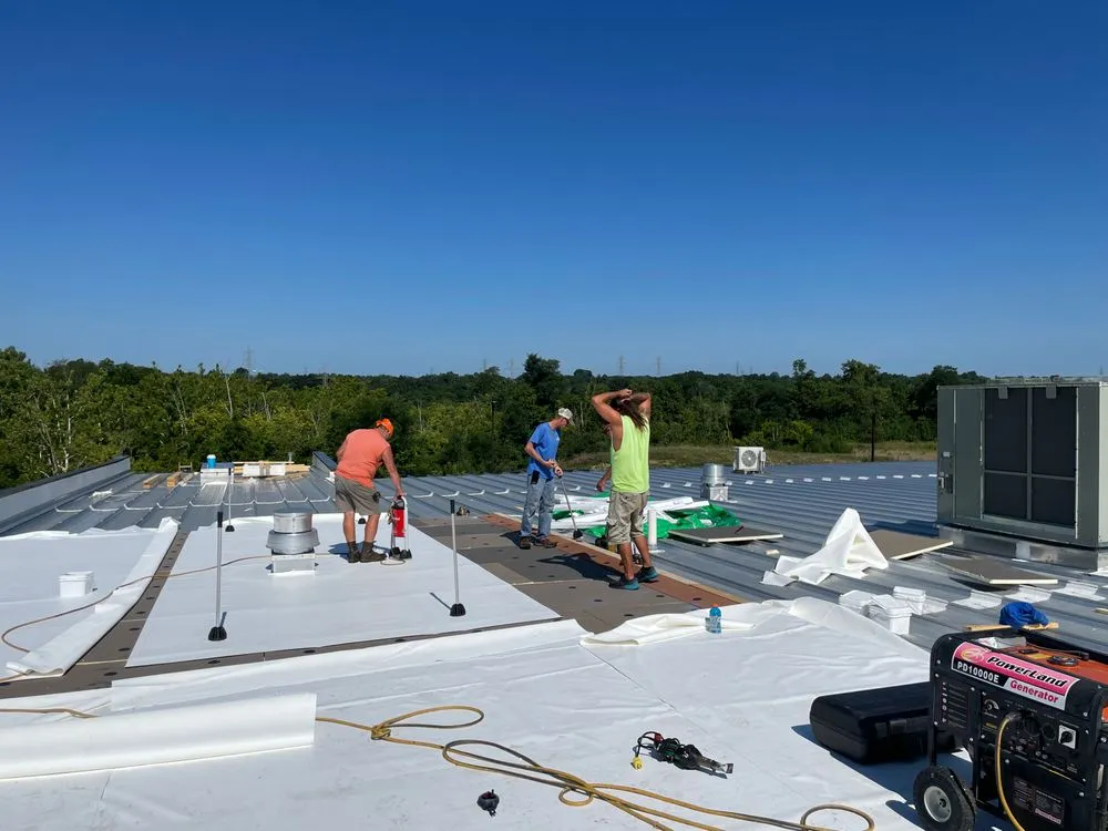 Slide of Gutapfel Roofing