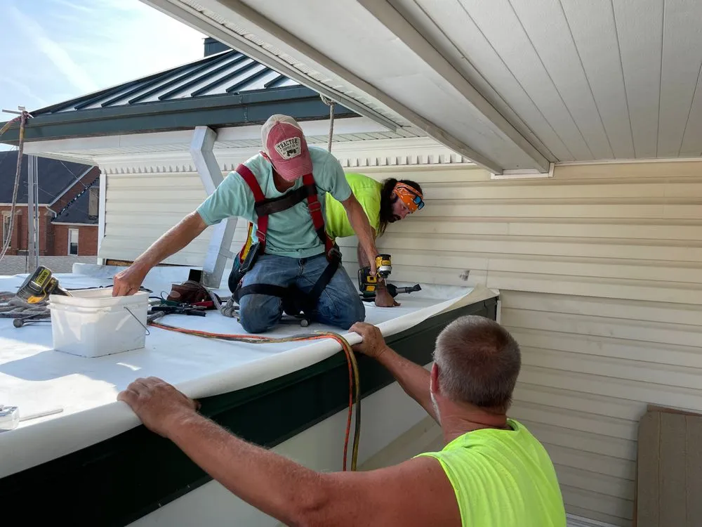 Slide of Gutapfel Roofing