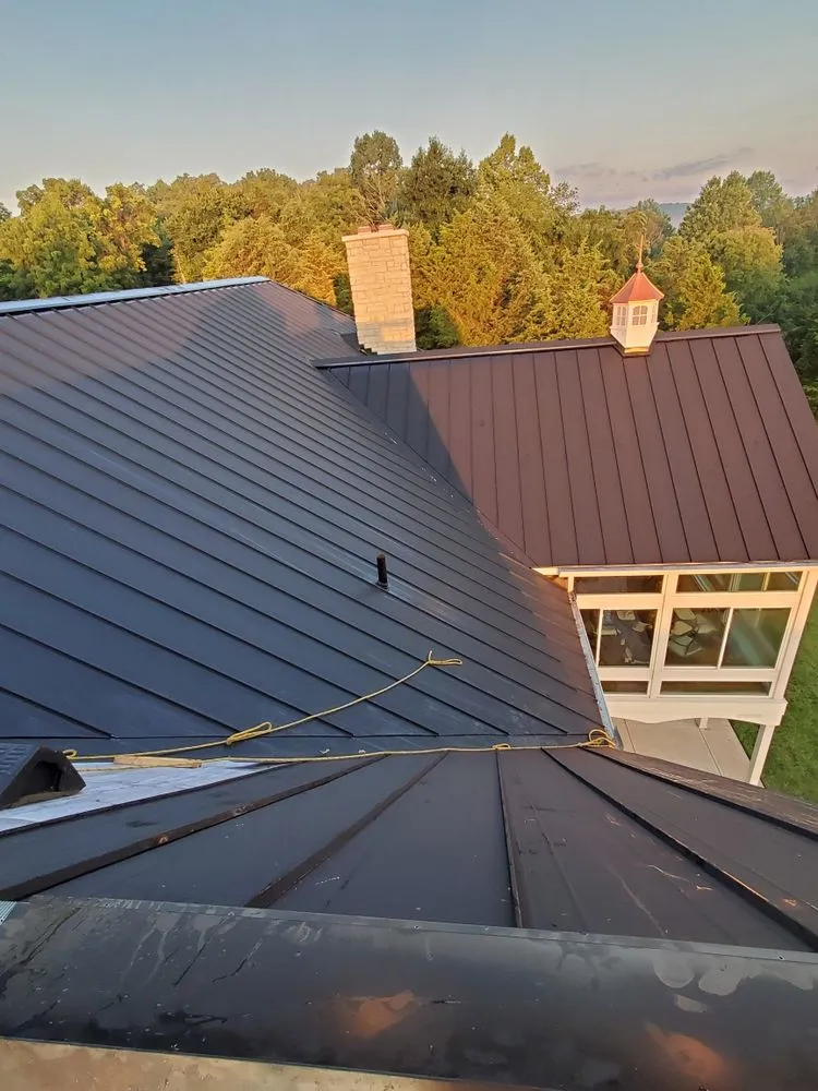 Slide of Gutapfel Roofing