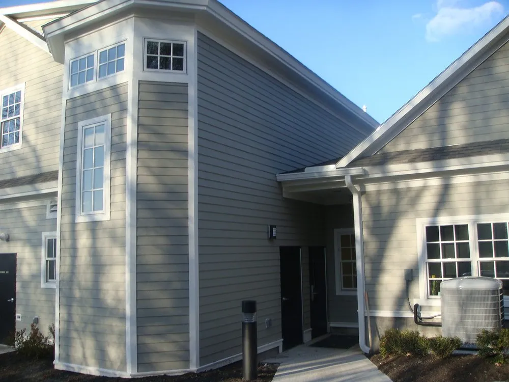 Slide of Guthrie Home Improvement