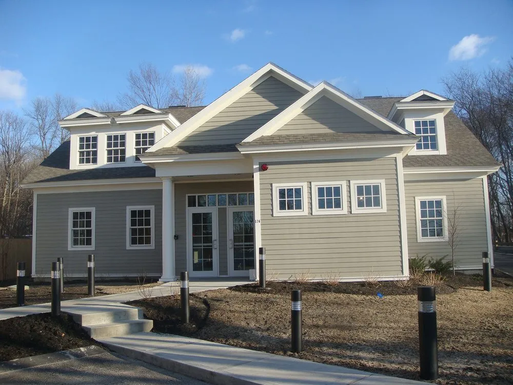 Slide of Guthrie Home Improvement