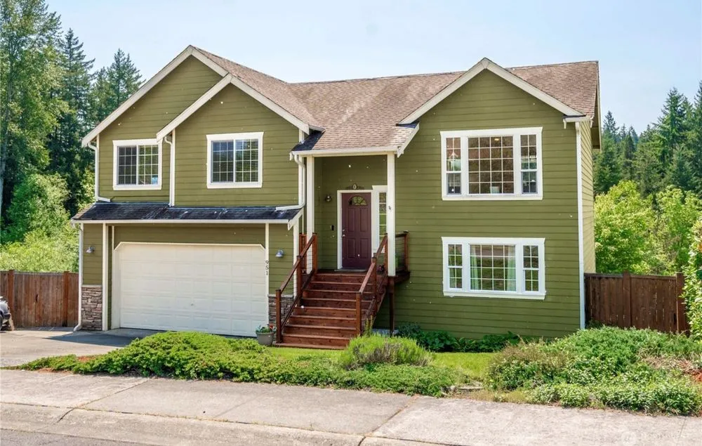 Slide of Gutter & Roof Solutions NW