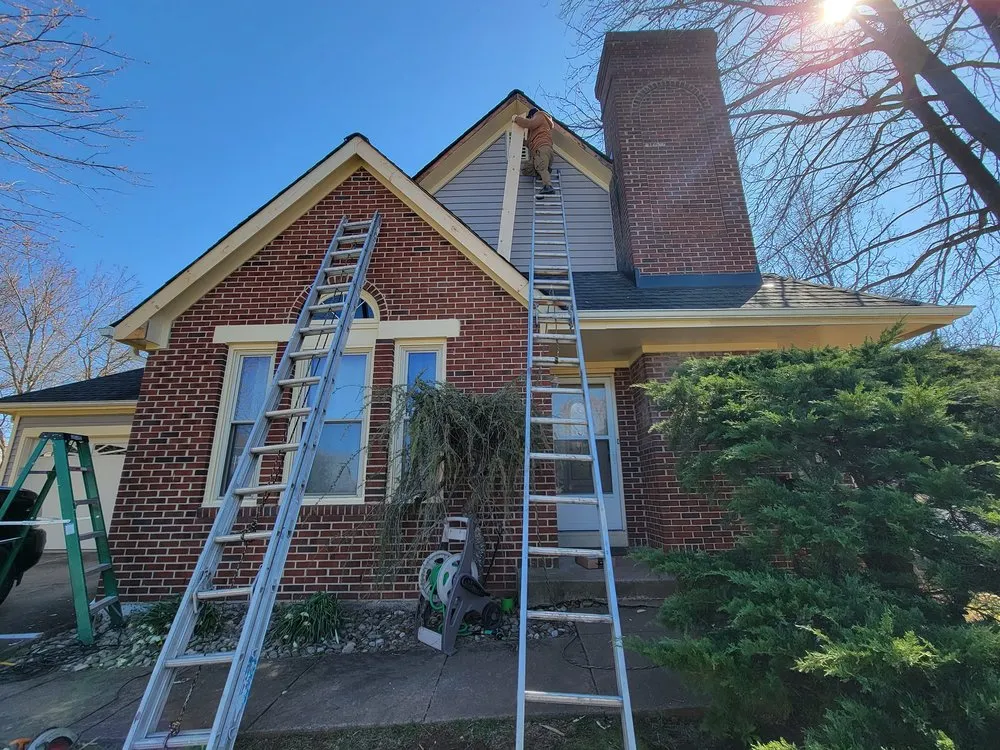 Slide of Gutter Cleaning Service