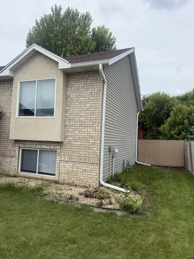 Slide of Gutter Craftsman