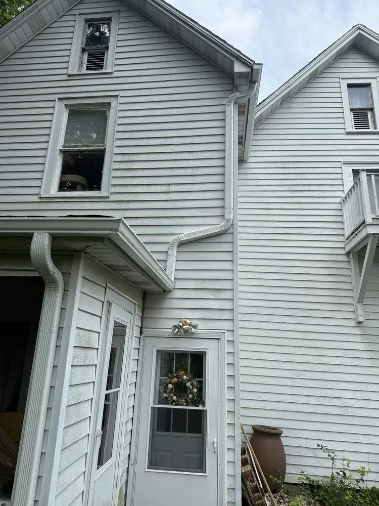 Slide of Gutter Craftsman