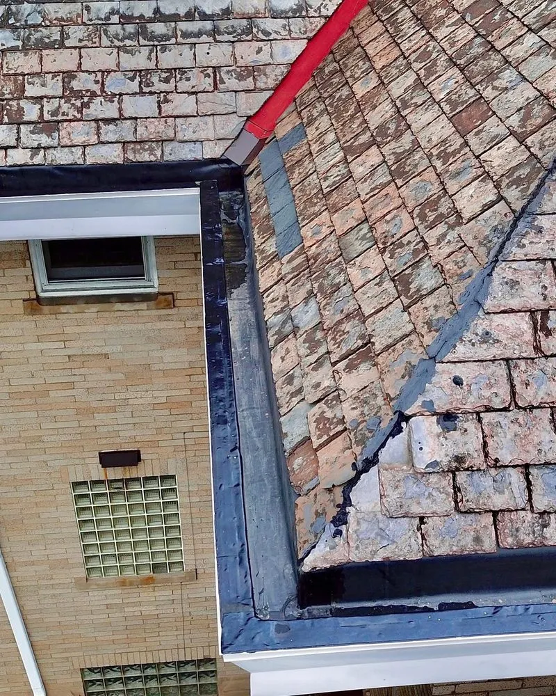 Slide of Gutter Genies