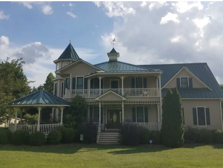 Slide of Gutter Guys Construction