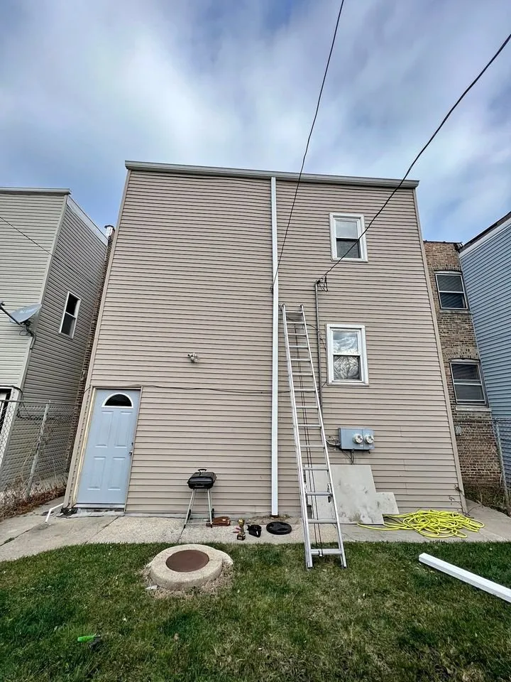 Slide of Gutters R Us