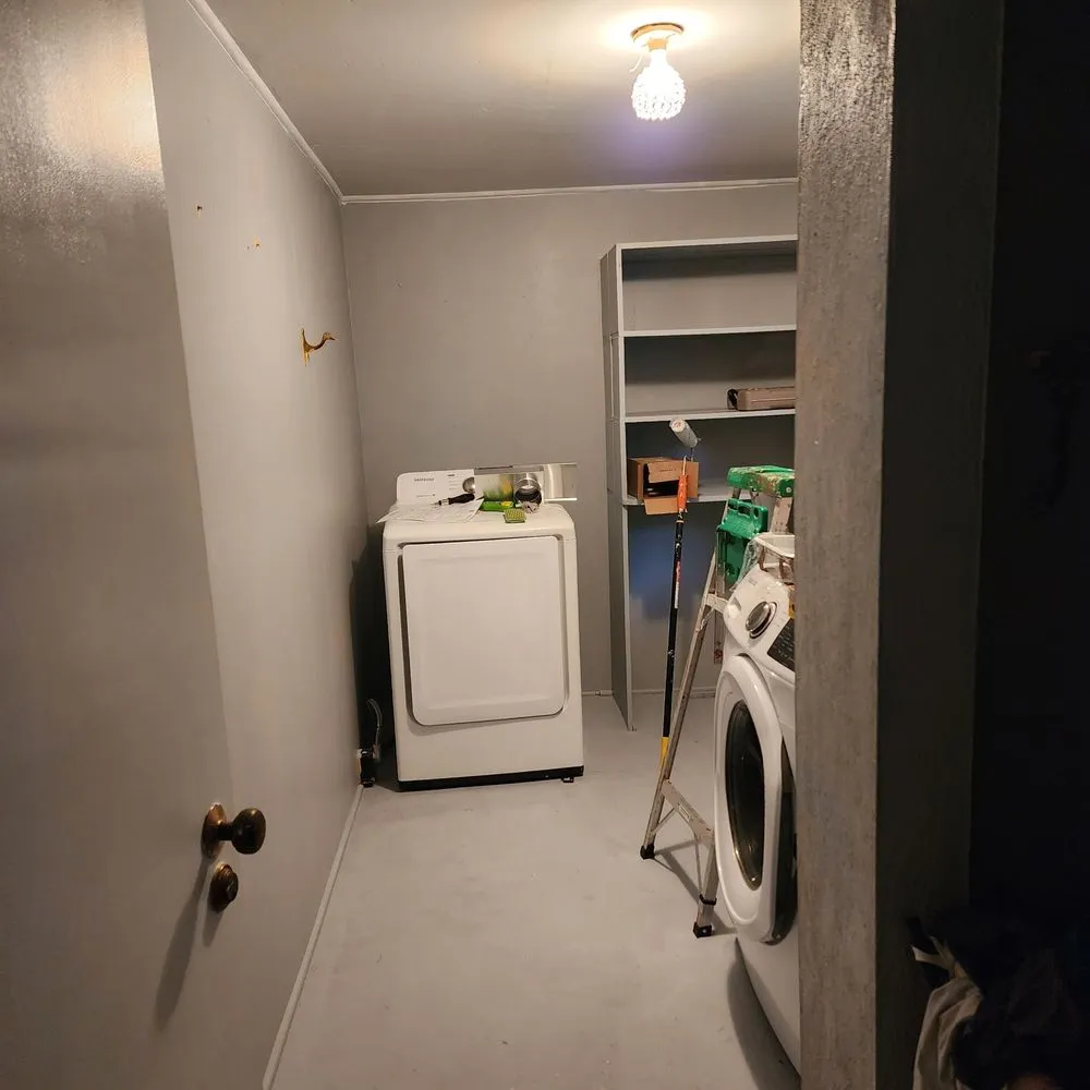 Slide of Guy Roofing