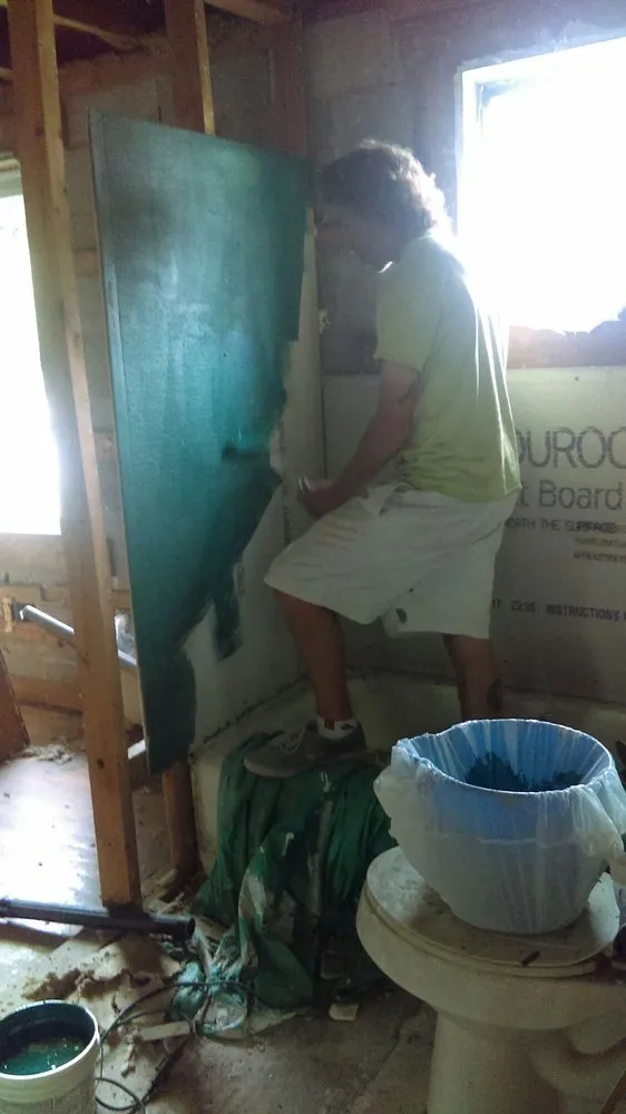 Slide of Guys & A Truck