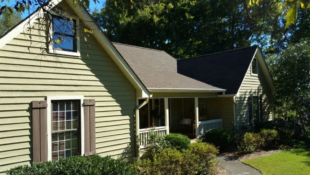 Slide of Guyton Roofing