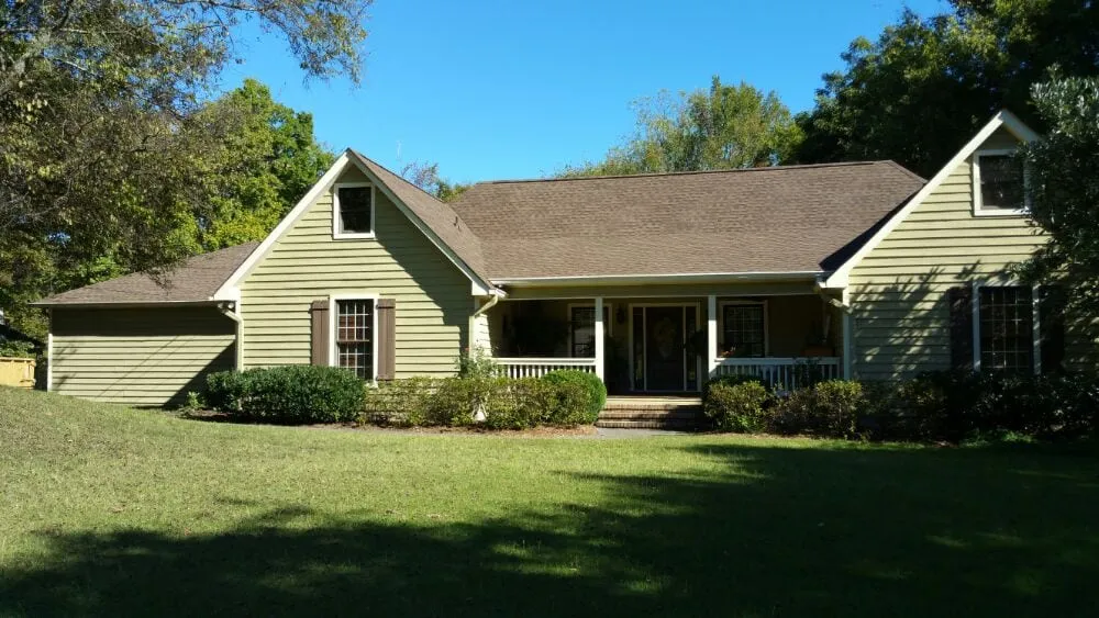 Slide of Guyton Roofing