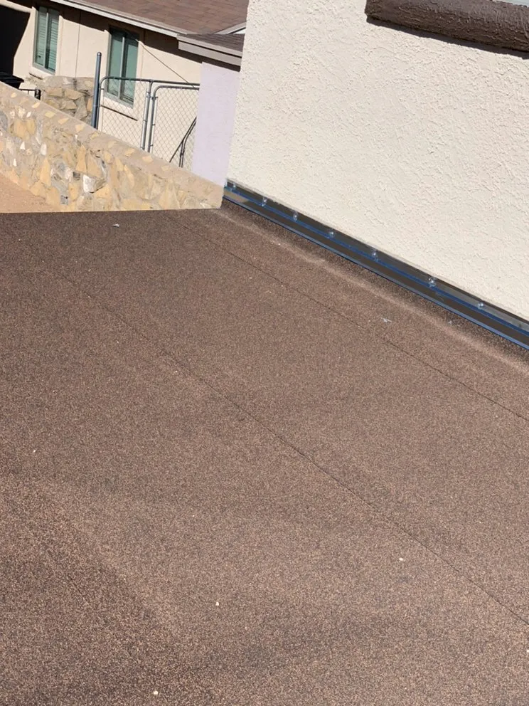 Slide of G&V Roofing