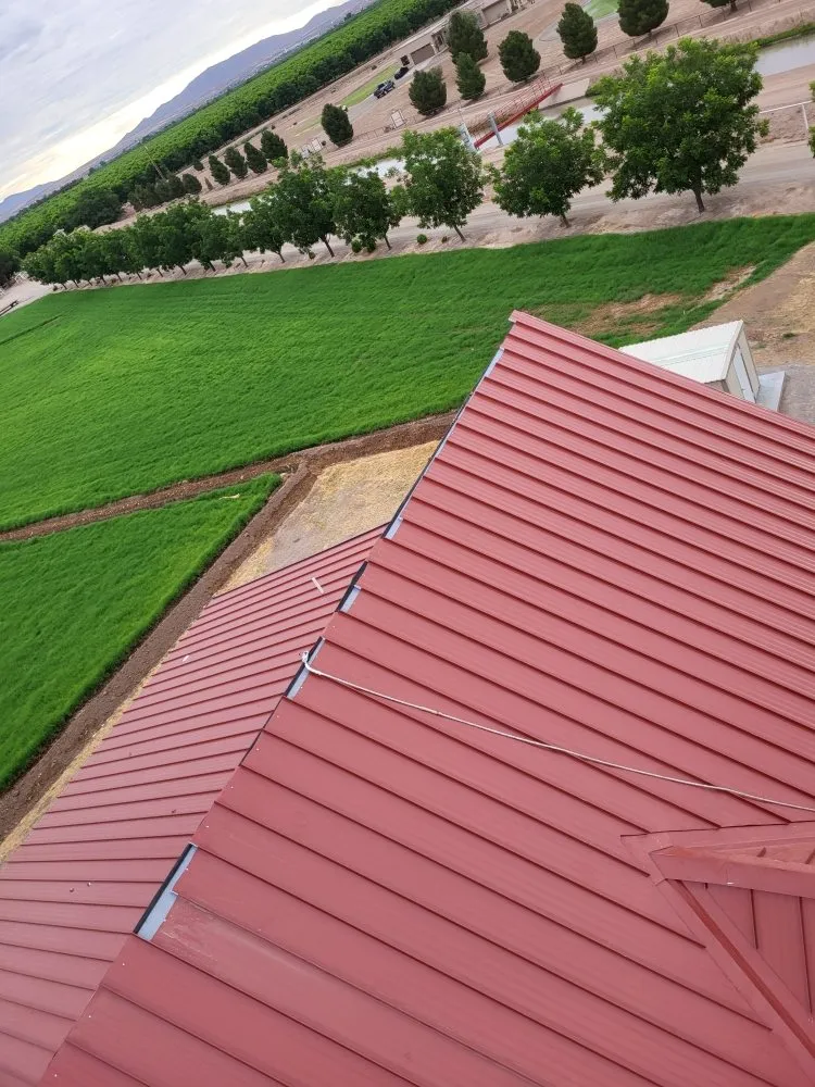 Slide of G&V Roofing